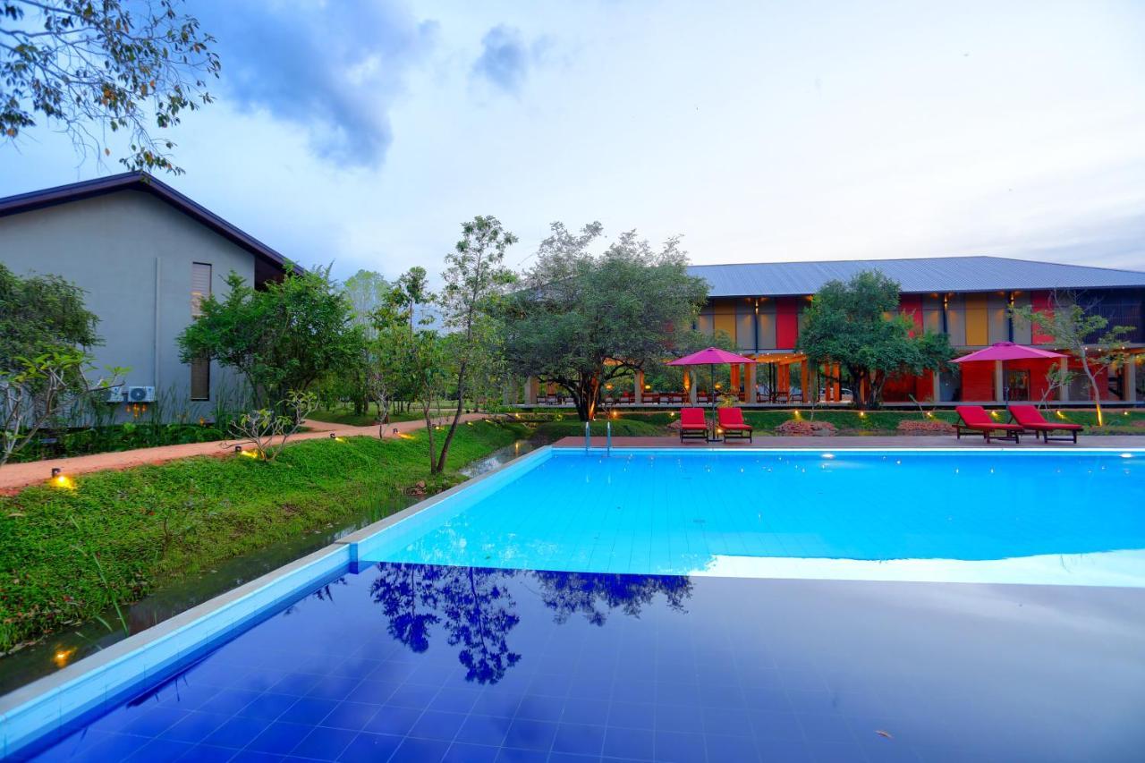 Tropical Life Resort And Spa Dambulla Buitenkant foto