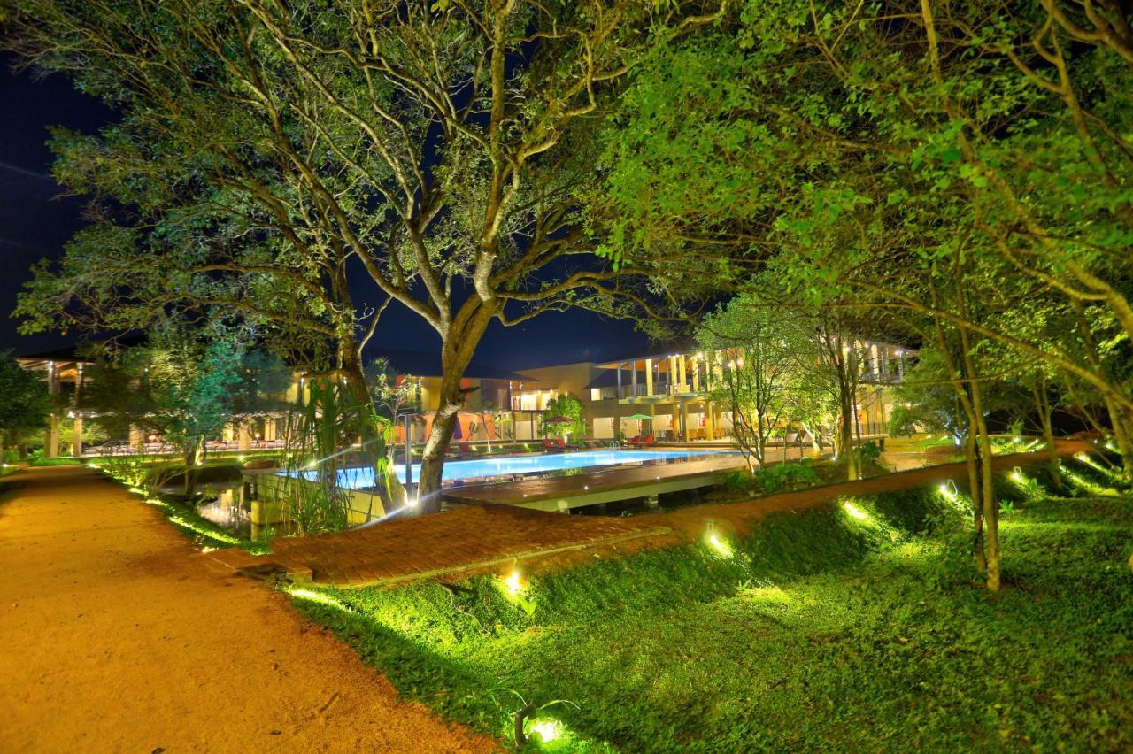 Tropical Life Resort And Spa Dambulla Buitenkant foto