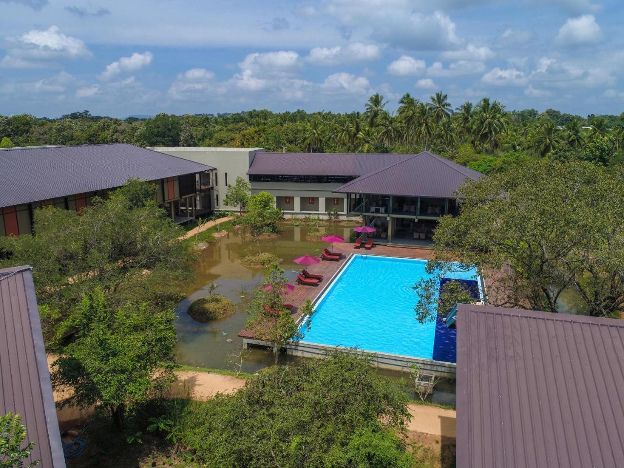 Tropical Life Resort And Spa Dambulla Buitenkant foto