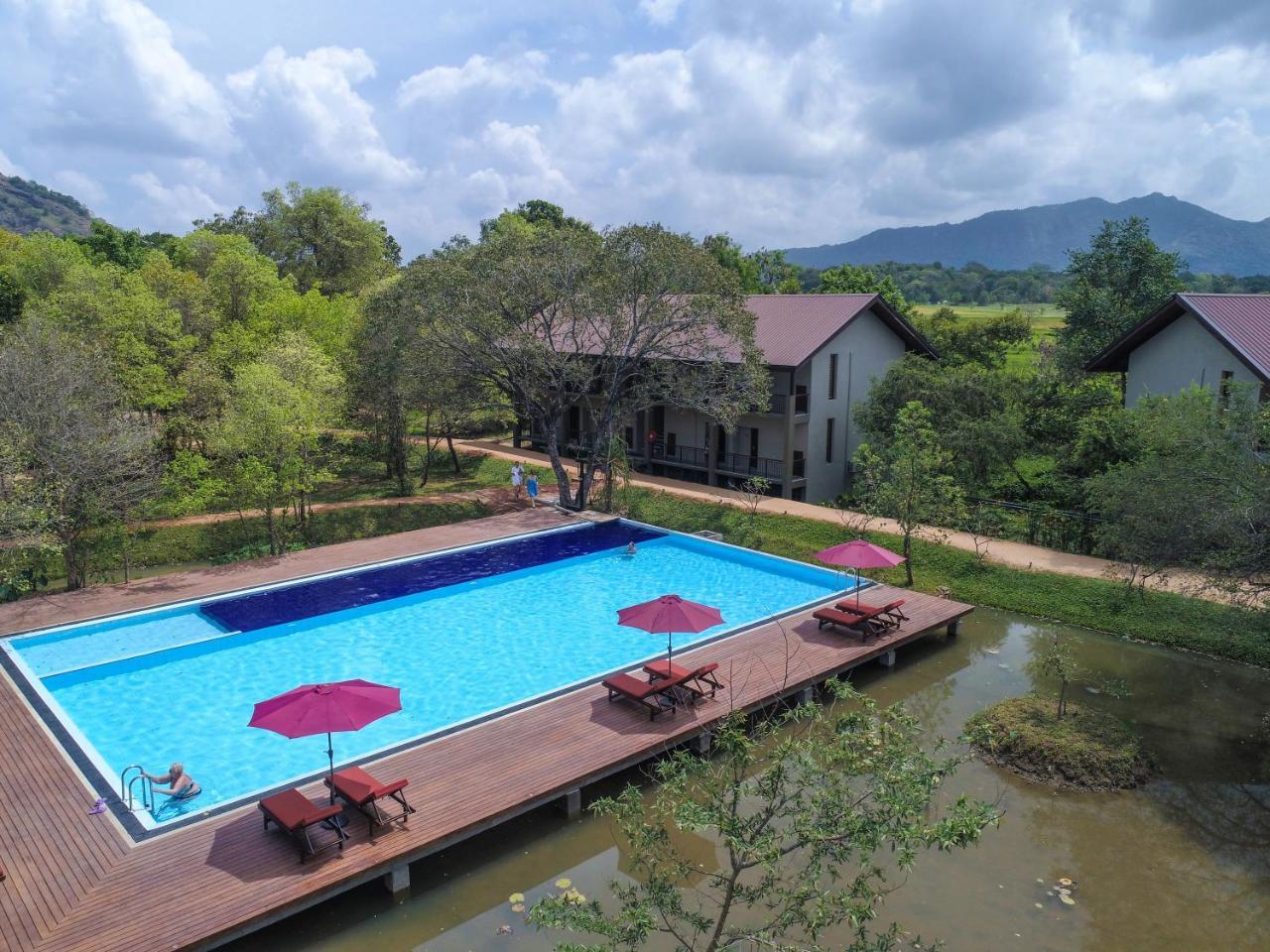 Tropical Life Resort And Spa Dambulla Buitenkant foto