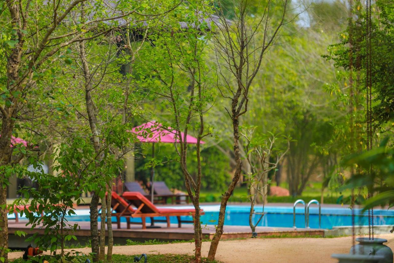 Tropical Life Resort And Spa Dambulla Buitenkant foto